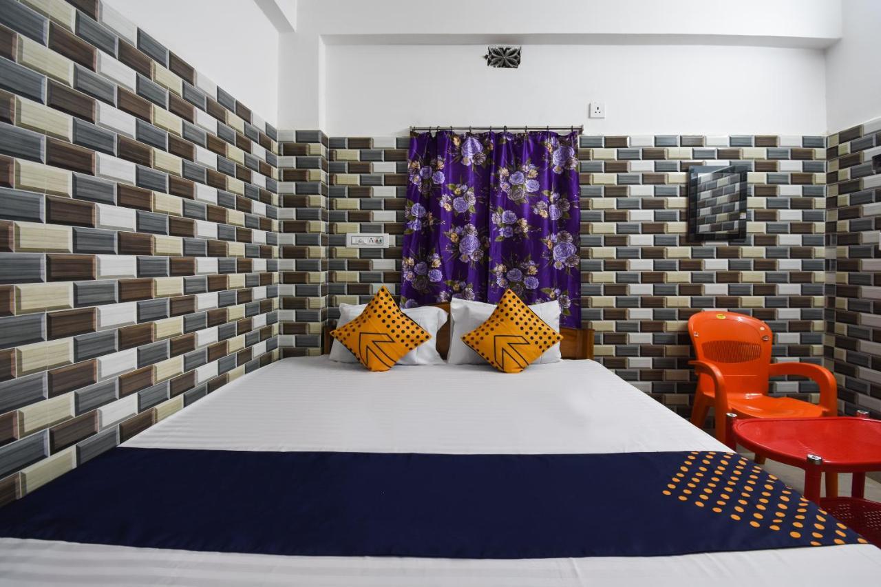 Flagship 75751 Hotel Surya Bahadrabad Eksteriør billede