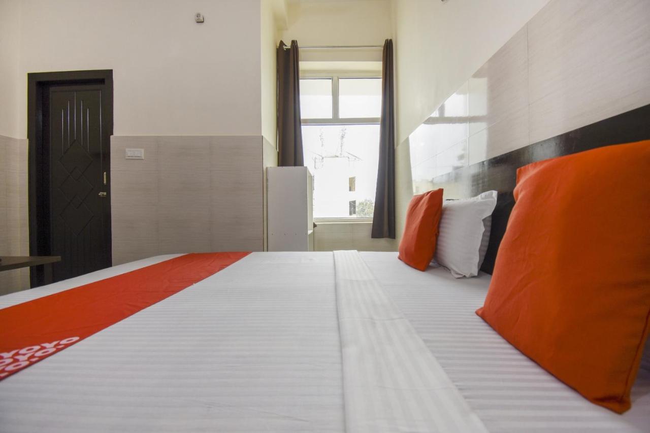 Flagship 75751 Hotel Surya Bahadrabad Eksteriør billede