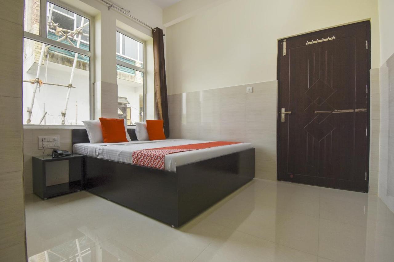 Flagship 75751 Hotel Surya Bahadrabad Eksteriør billede